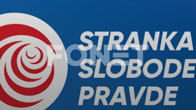 Traži se ostavka Manojlovića